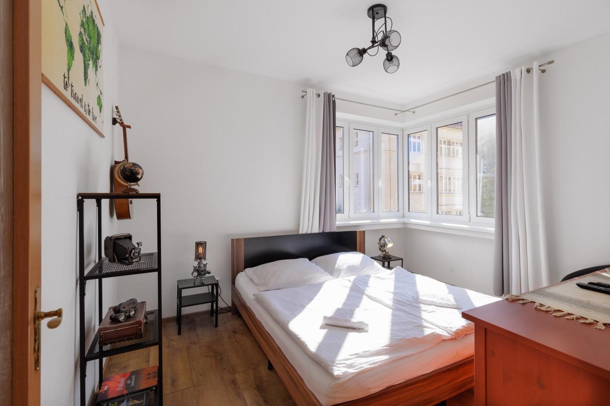 באנסקה ביסטריצה Big 75M2 Next To Opera Building In Direct Centrum, Air-Conditioned, Balcony, 24H Self Checking מראה חיצוני תמונה